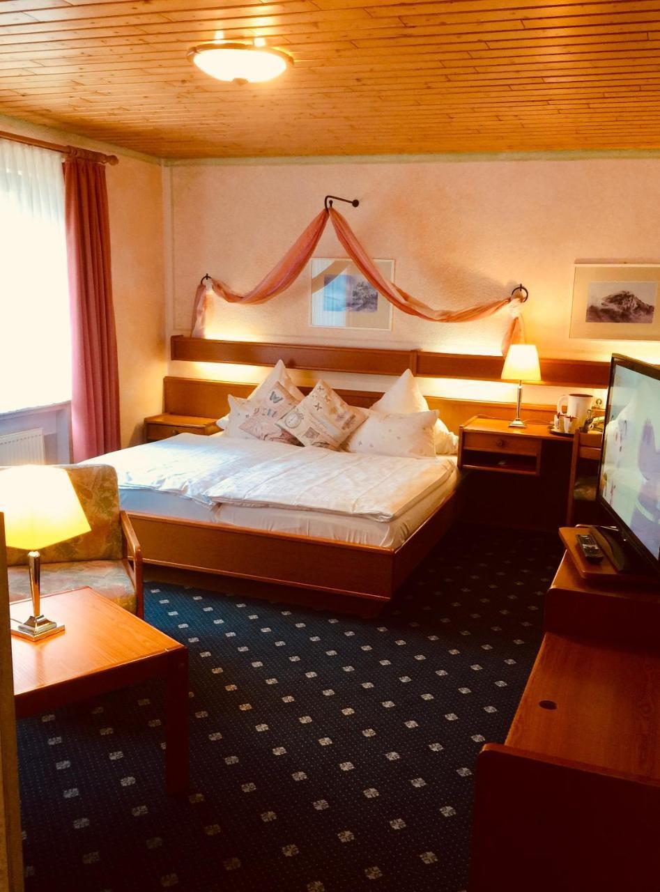 Landhotel Am Wenzelbach Prüm Eksteriør bilde